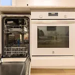 1 Bedroom Apartment In The Center Of Madrid Temporary Gos41B