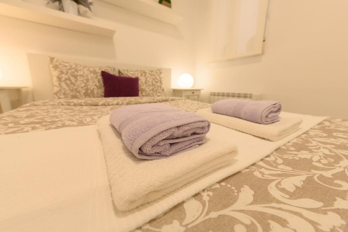 1 Bedroom In The Center Of Temporary Gos41b Apartamento Madri