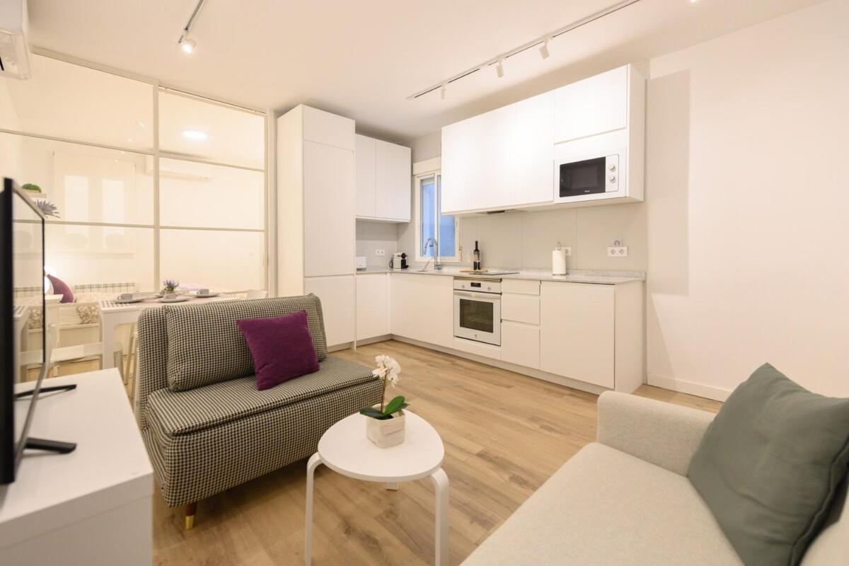 1 Bedroom In The Center Of Temporary Gos41b Apartamento