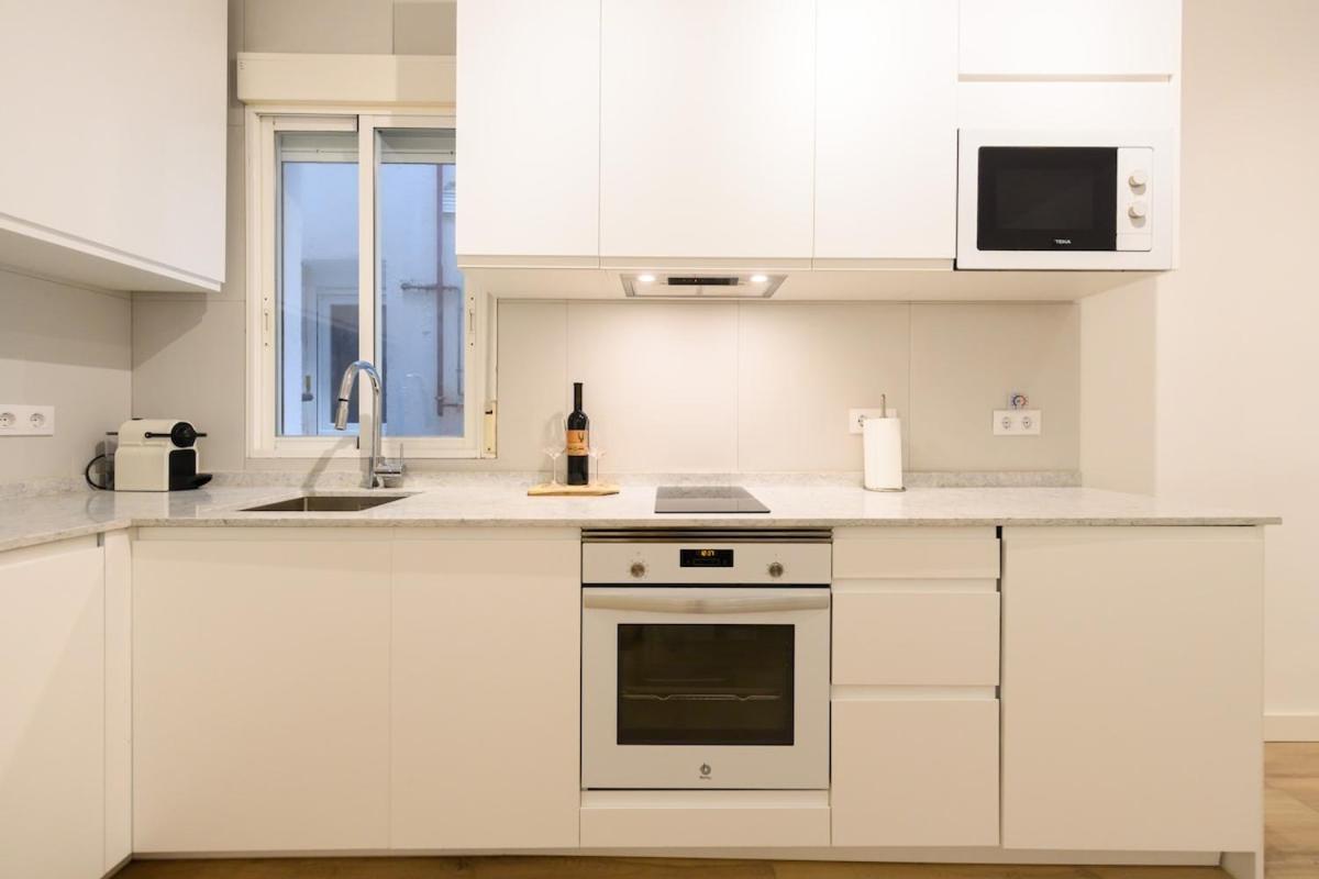1 Bedroom In The Center Of Temporary Gos41b * Madri